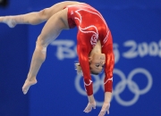 开云体育中国-独行侠强势晋级，恩比德领军破鹈鹕防线，一场意志与天赋的较量