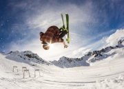 开云足球直播-欧文点燃赛场，凯尔特人对阵广厦队的跨洋篮球盛宴