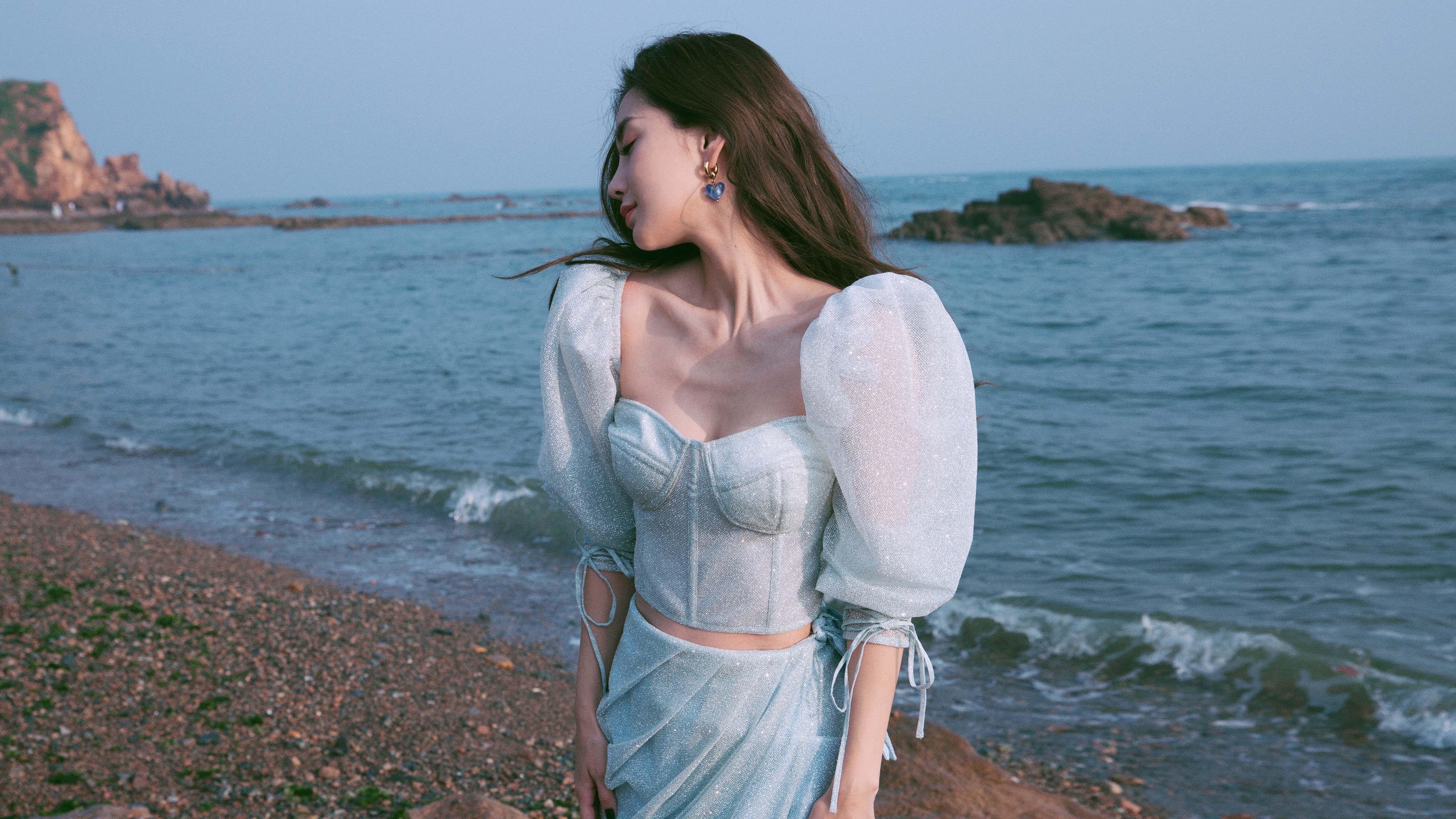 克瓦拉茨赫利亚的独舞之夜，皇家社会主场遭拉齐奥天才统治