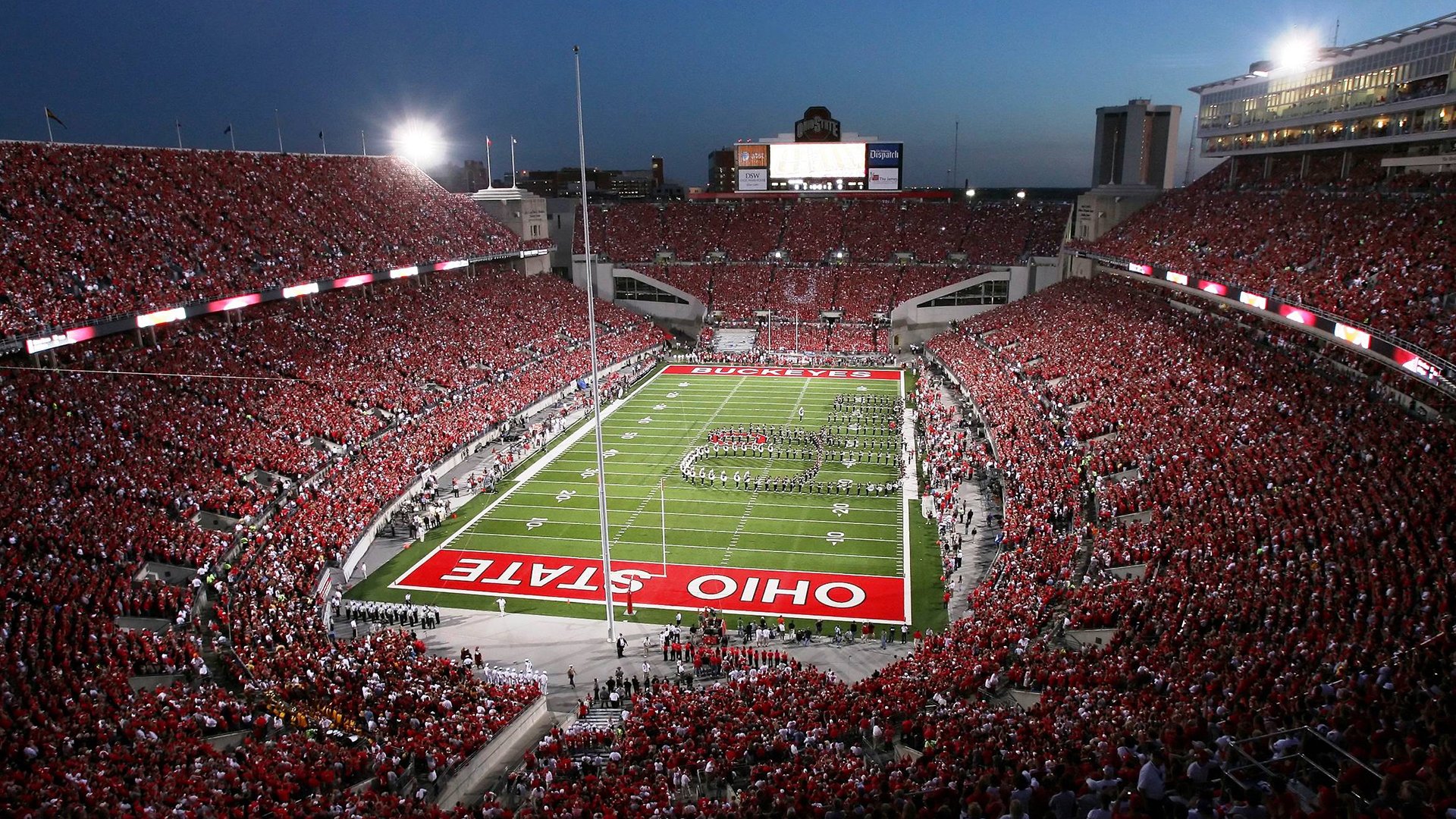 篮网式全面压制与德甲争冠战的杰伦时刻，现代篮球的跨洋交响